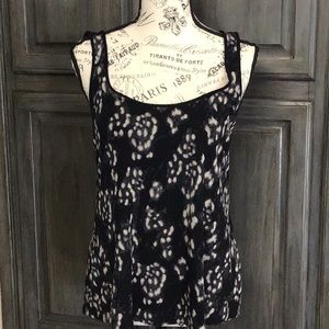 Moda international tank top